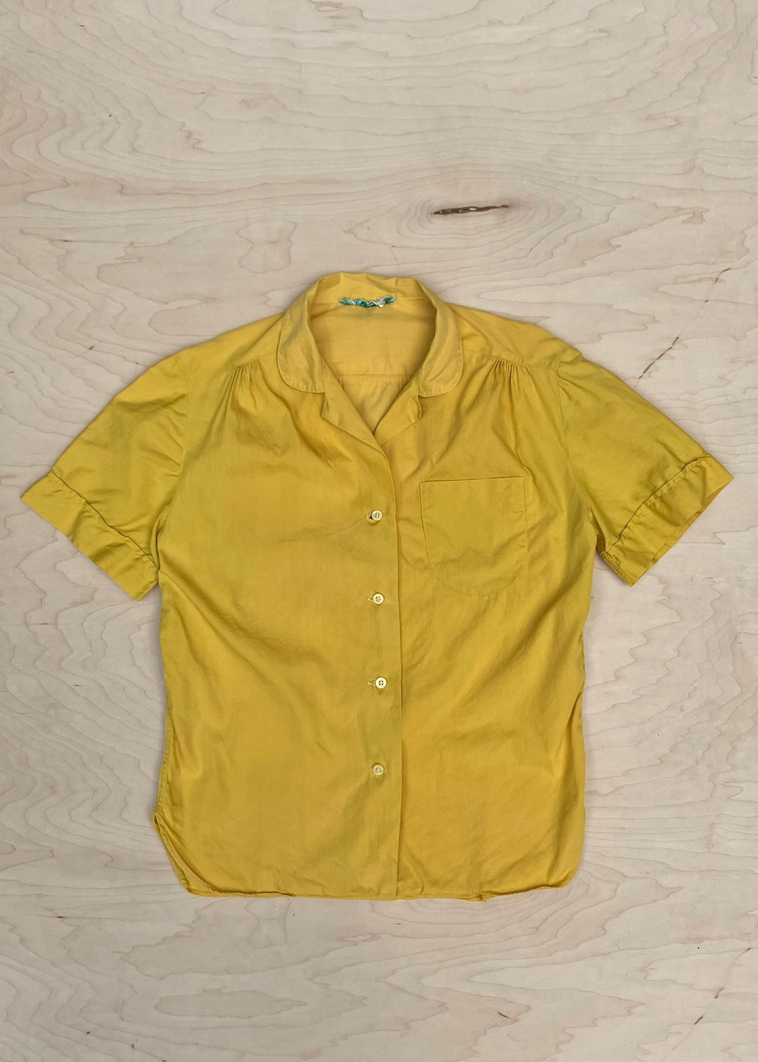 1950s YELLOW COLLARED BUTTONDOWN BLOUSE