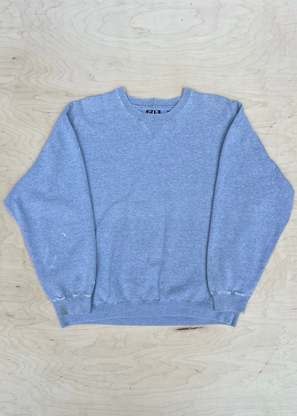 VINTAGE 90s GAP GREY SWEATSHIRT