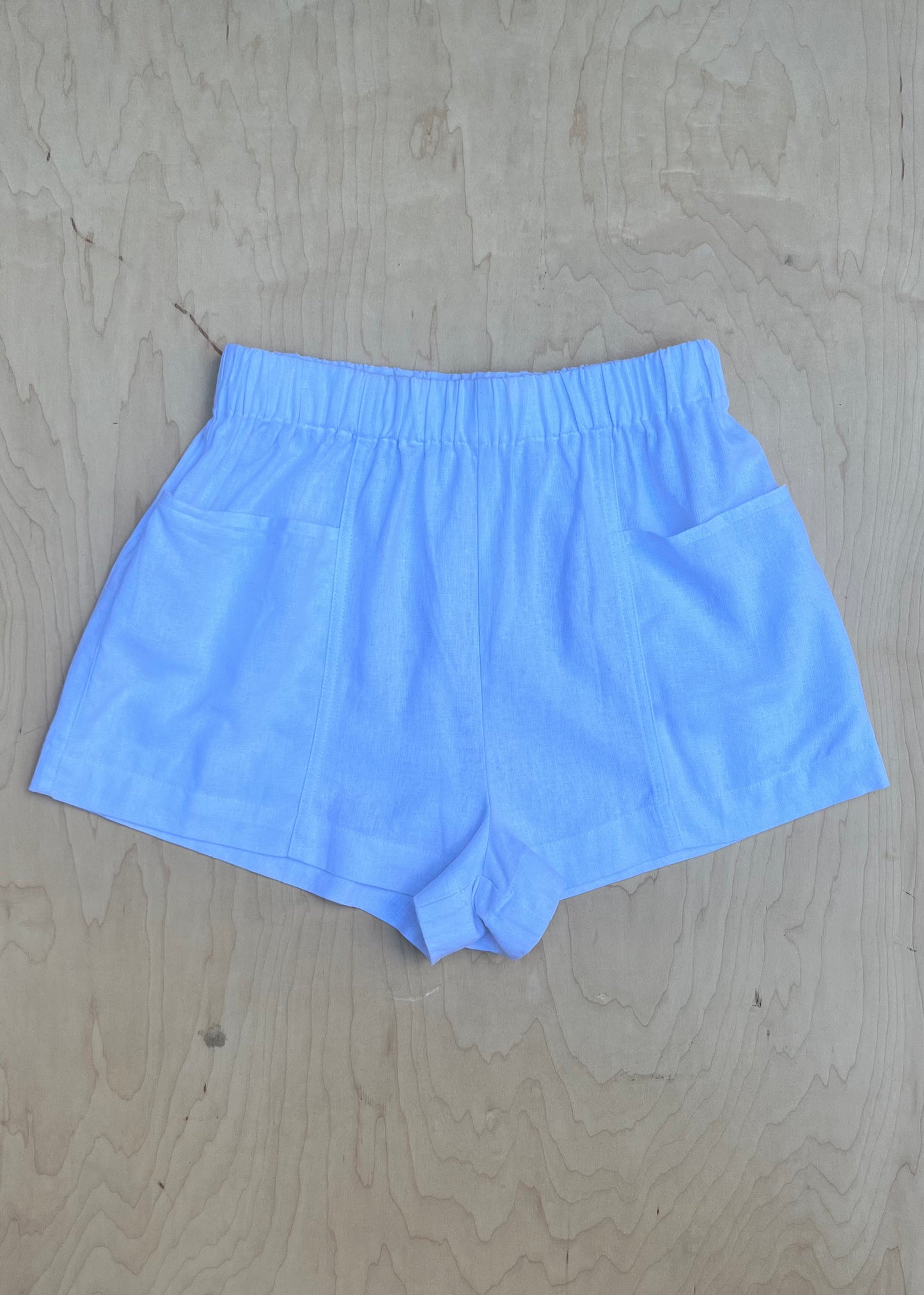 VINTAGE LINEN WHITE SHORTS