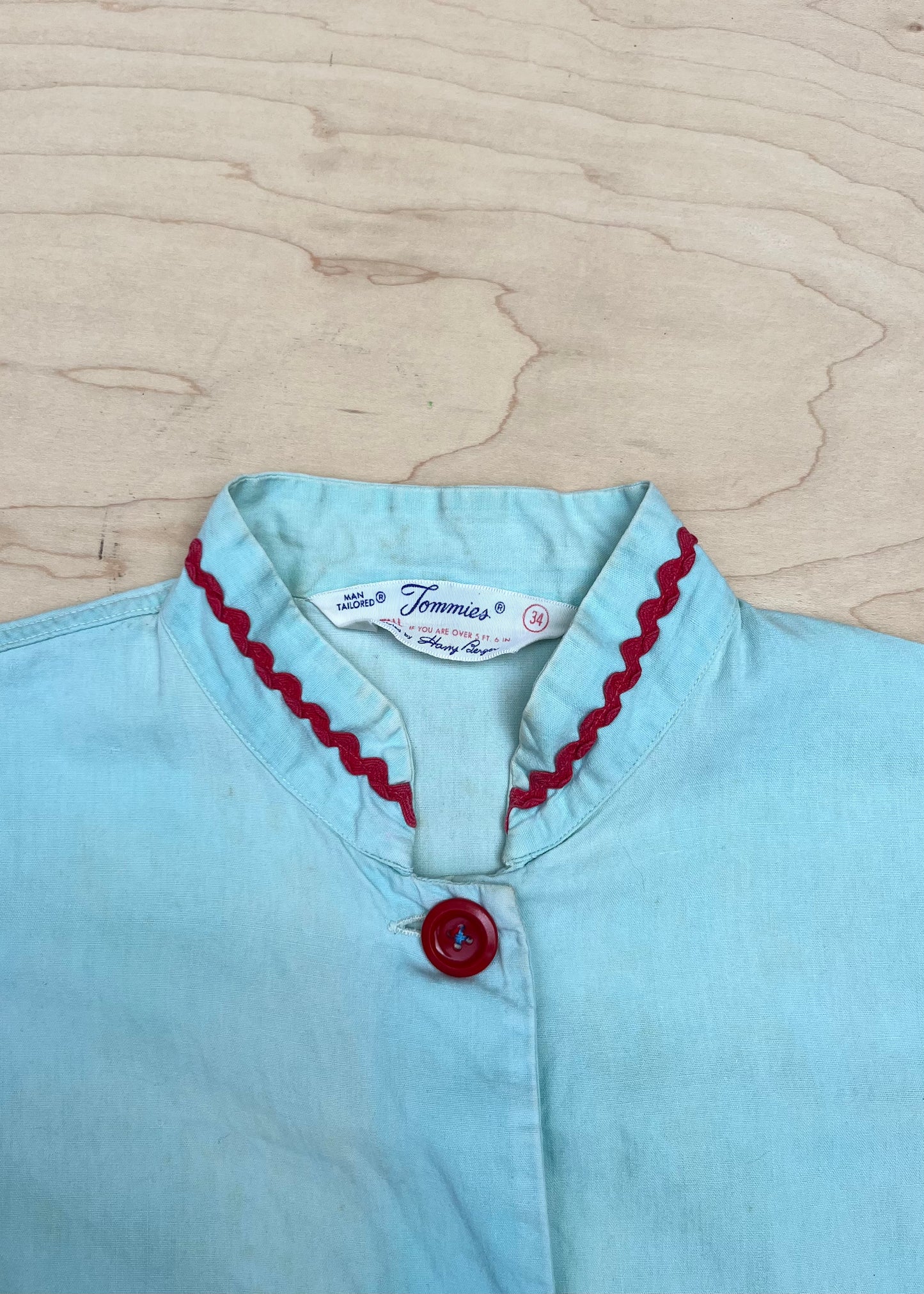 50s MINT BLOUSE WITH RED BUTTONS