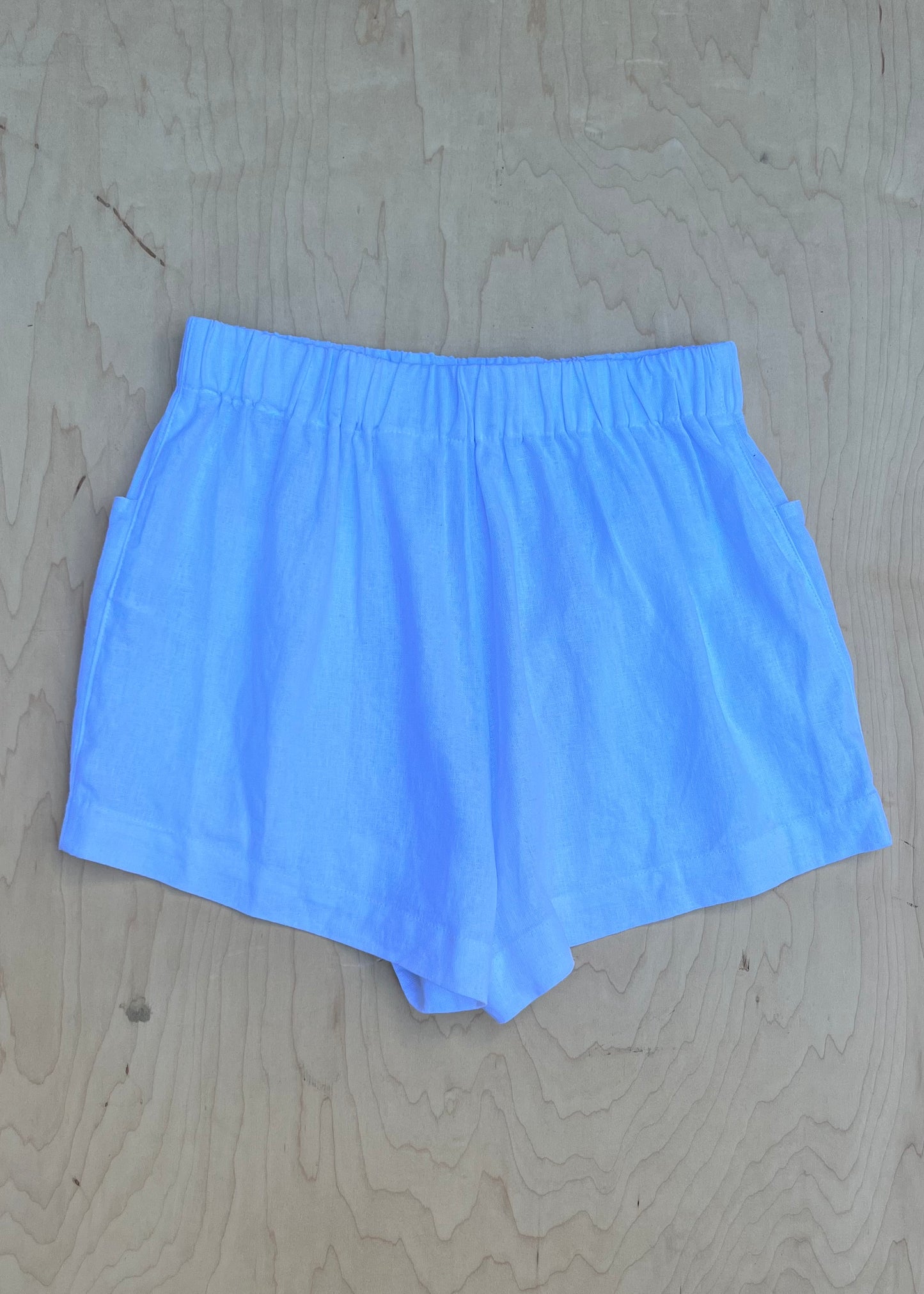 VINTAGE LINEN WHITE SHORTS